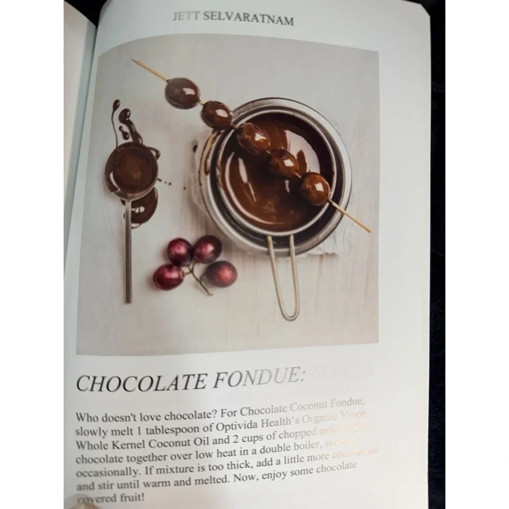 Holy Coconuts: All about Coconut Oil, by Jett Selvaratnam 2018, paperback (2652)